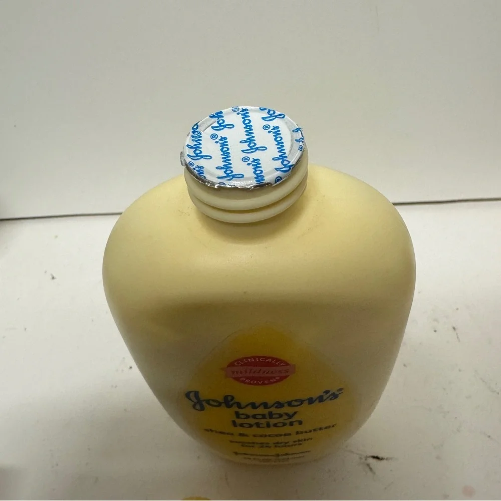 Johnson's Baby Shea & Cocoa Butter Lotion 15 OZ HTF
